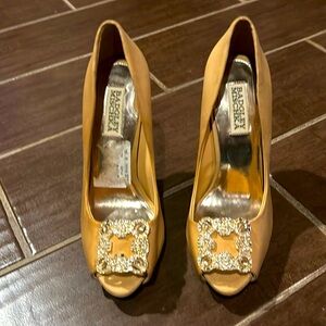 Badgley Mischka Gayla Nude Peep Toe